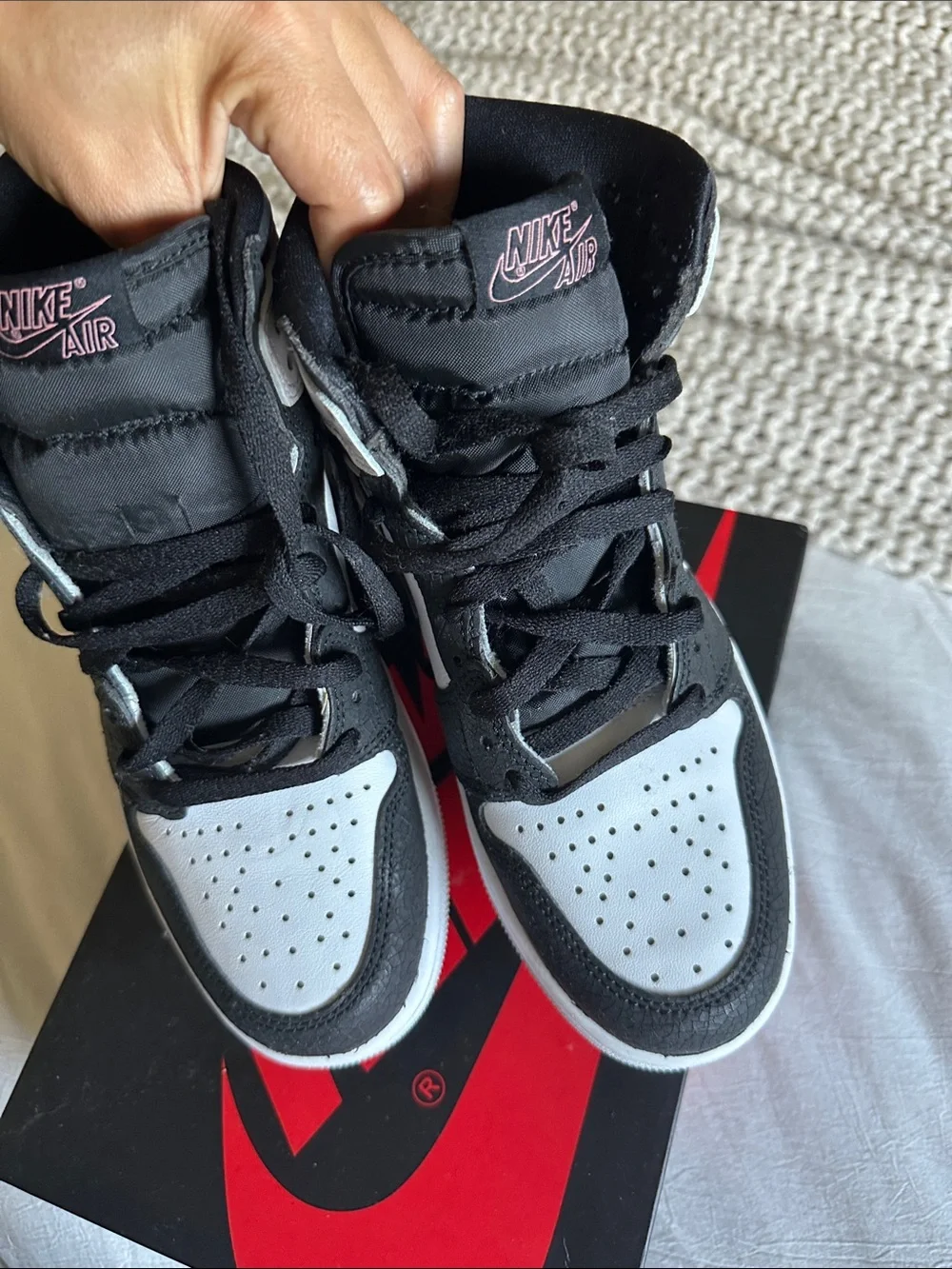 Nike Air Jordan 1 Mid White Black Gray
